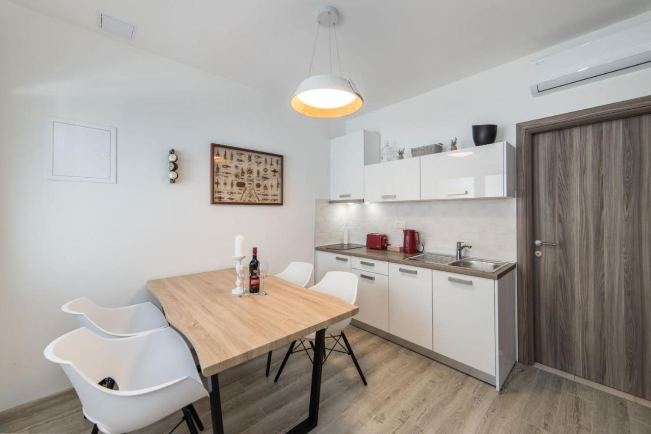 Villa Jadranka Apartments Tučepi Esterno foto